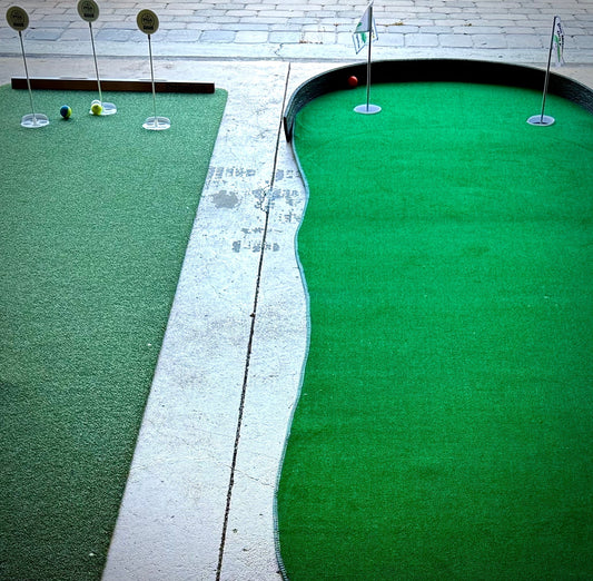 PrimePutt vs. Big Moss: A Pro's Perspective on Premium Putting Mats