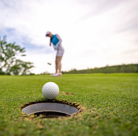 7 Essential Golf Tips for Beginner Women Golfers