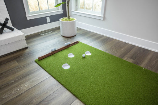The Best Putting Mat for Apartments, Offices, and Tight Spaces